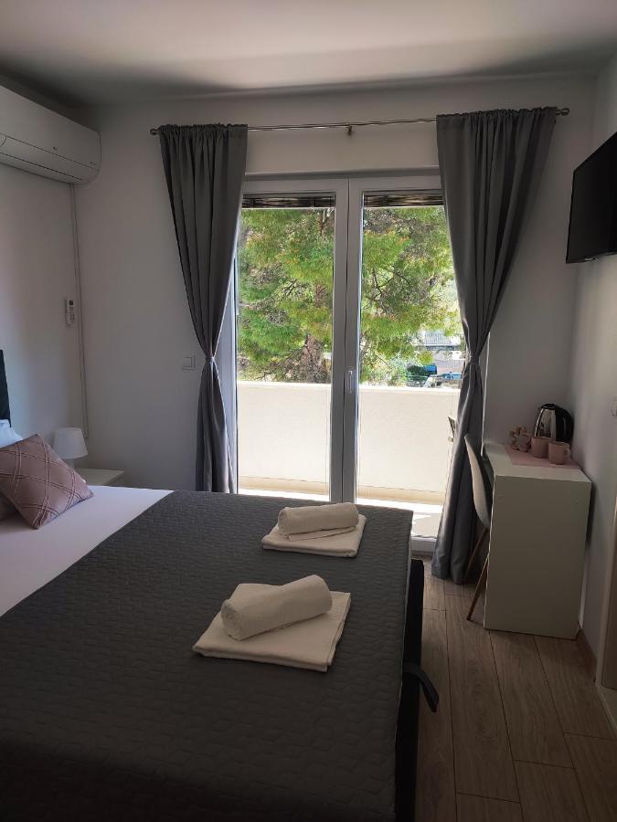 Apartmani Josipa Baska Voda Luaran gambar