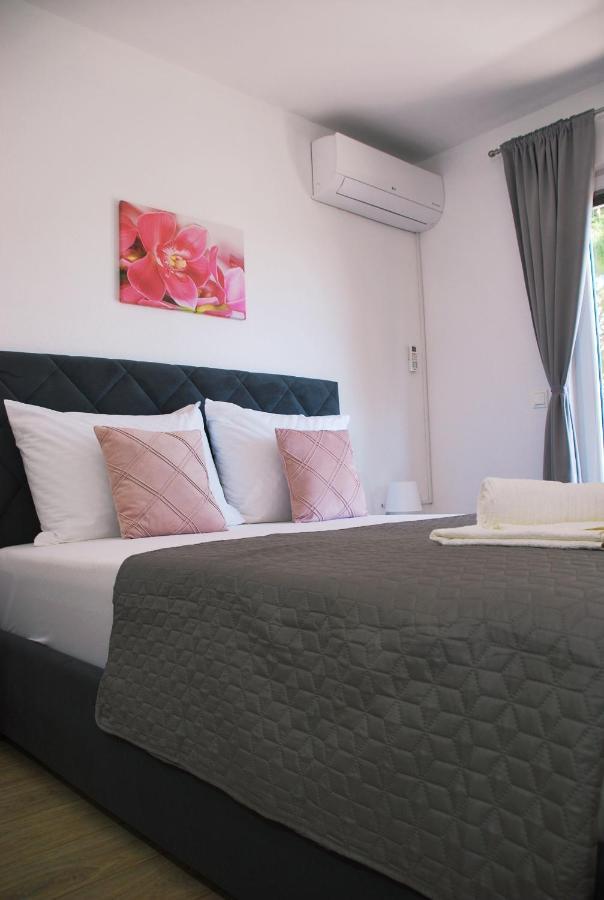 Apartmani Josipa Baska Voda Luaran gambar