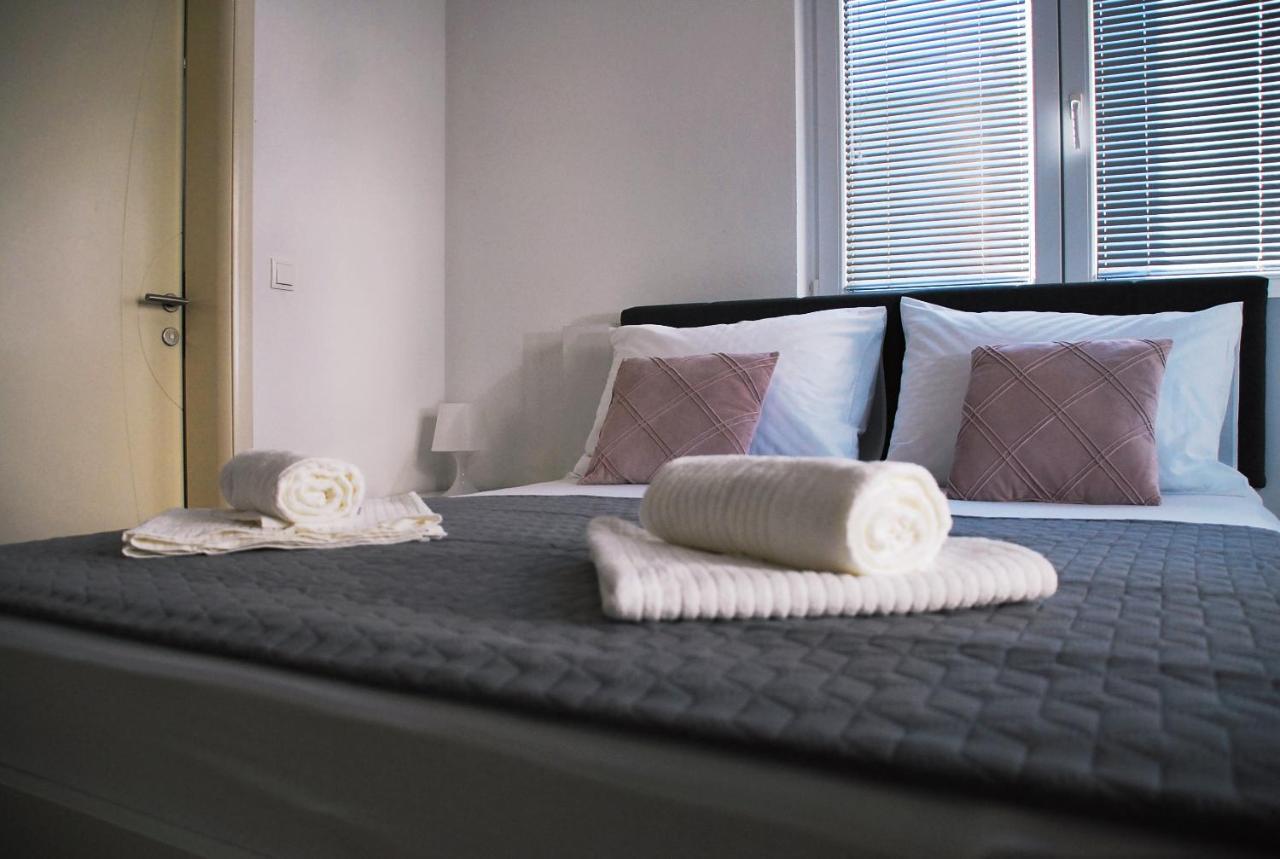 Apartmani Josipa Baska Voda Luaran gambar