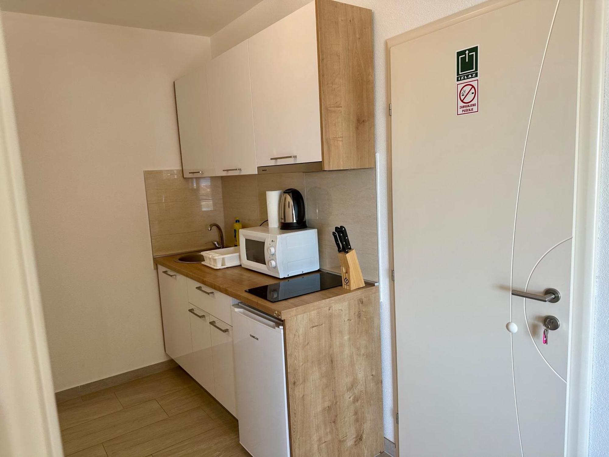 Apartmani Josipa Baska Voda Luaran gambar