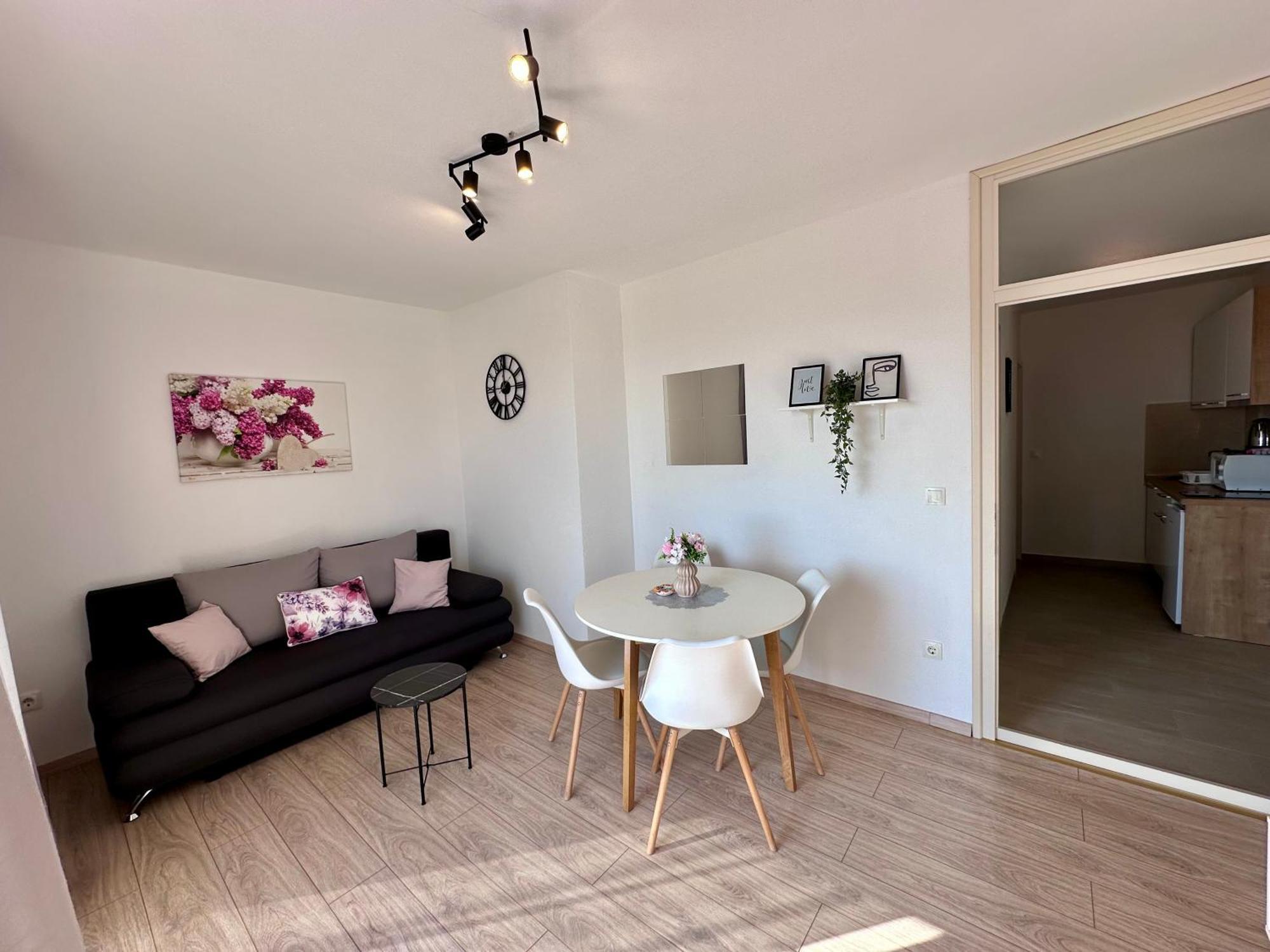 Apartmani Josipa Baska Voda Luaran gambar